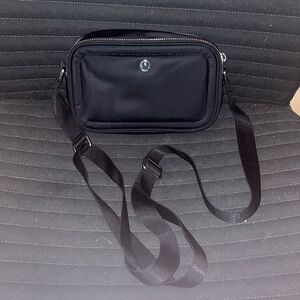 Lululemon Crossbody Camera Bag 2L